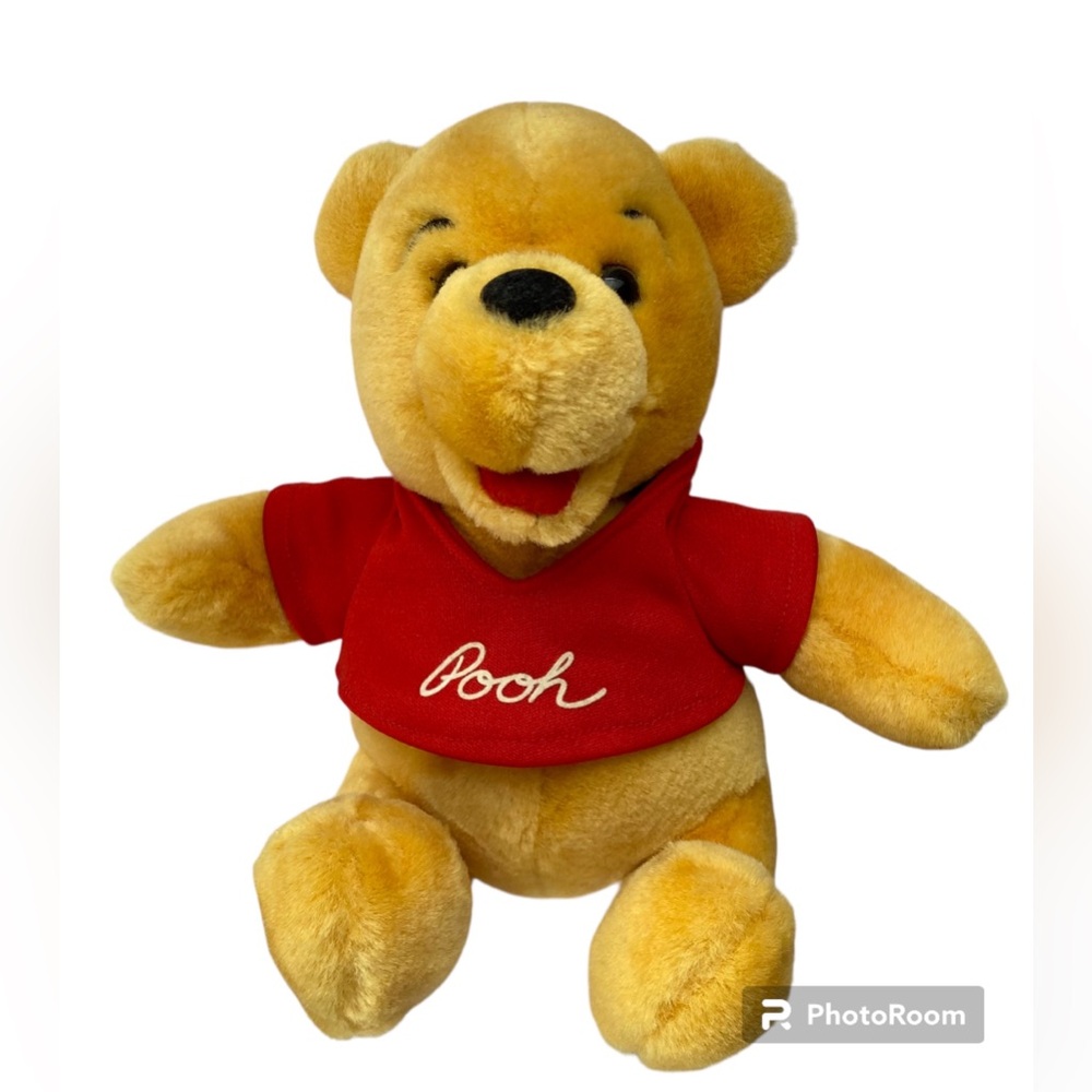 ❤️ Winnie the Pooh Plush Stuffed 9” Animal, Classic Red Tee ❤️ Disney World 1990